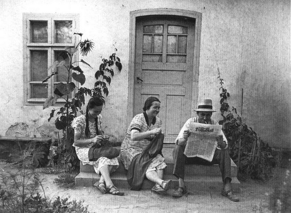 1365___dup_o_zi_de_munc_familia_unui_ran_din_gnadenfeld